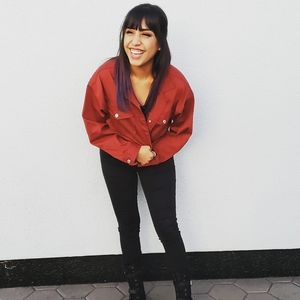 Meet your Posher, Annette